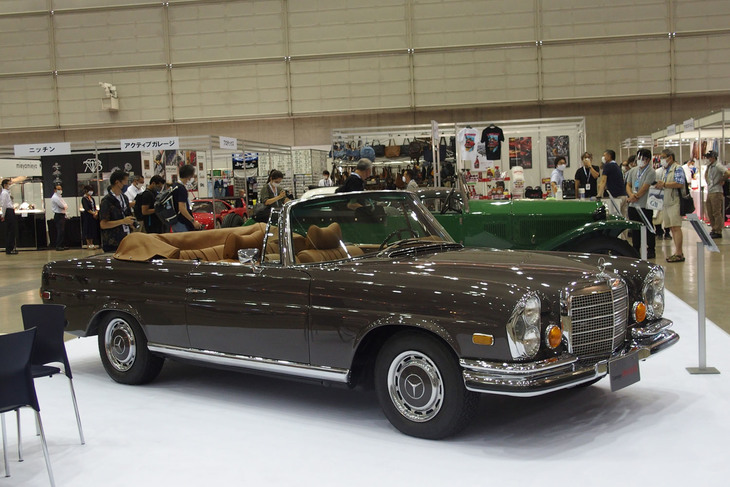 メルセデス・ベンツ280E 3.5 カブリオレ（1971年）／ガレーヂ伊太利屋