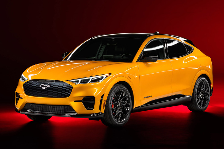 電気自動車専用車種として2019年に登場したクロスオーバーモデル「マスタング マッハE」。2021年に欧州での販売もスタートした。