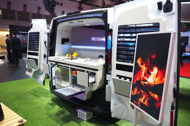 キアPV5 LGシュピラウム（コンセプトモデル）