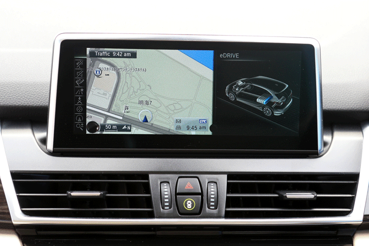 現在選択している走行モードは、インフォテインメントシステムのモニターで確認ができる。（写真をクリックすると、走行モードの表示が見られます）