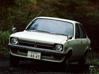 1974年11月に登場した「いすゞ・ジェミニ」。1970年代は姉妹車を用いたグローバルカー戦略が大きく広まった時代で、GMの成功を見てフォードやアルファ・ロメオ／フィアット／ランチア／サーブ連合などが続いた。