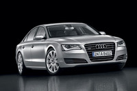 新型「アウディA8」、デビュー