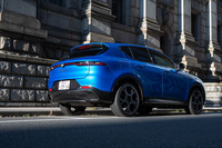 2019年3月のコンセプトモデル発表から3年、2022年2月に市販モデルがデビューした「アルファ・ロメオ・トナーレ」。日本では2023年2月に発売された。