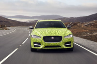 ジャガー、新型「XFスポーツブレイク」のティーザー画像を公開の画像