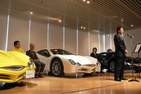 「光岡オロチ」納車式、コラボ企画が進行中