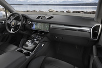 【フランクフルトショー2017】ポルシェが新型「カイエン ターボ」を世界初公開の画像