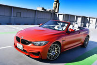 BMWの高性能クーペ「M4コンペティション」のオープントップバージョン「M4カブリオレ コンペティション」。日本では2018年5月に受注が始まり、同年秋にデリバリーが開始された。
