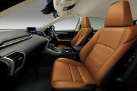 「レクサスNX」のマイナーチェンジモデル発売の画像