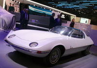 「テスチュード」はジュネーブモーターショーの会場で、55年前のコンセプトカーとは思えぬあでやかな魅力を放っていた。