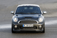 BMW、「MINIクーペ」のプロトタイプを発表の画像