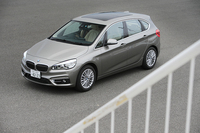 BMWの前輪駆動車として話題の「BMW 218iアクティブツアラー ラグジュアリー」。