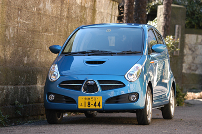 【スペック】全長×全幅×全高＝3395×1475×1525mm/ホイールベース＝2360mm/車重＝830kg/駆動方式＝FF/0.66リッター直4DOHC6バルブスーパーチャージャー・インタークーラー付き（64ps/6000rpm、10.5mkg/3200rpm）/車両本体価格＝130.0万円（テスト車＝141.0万円）