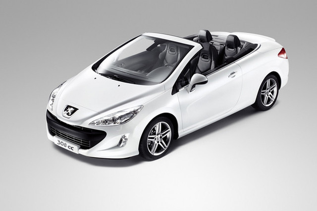 プジョー308CCグリフ オープンカー プジョー308CC」新型6ATを搭載、燃費も向上 【ニュース】 - webCG