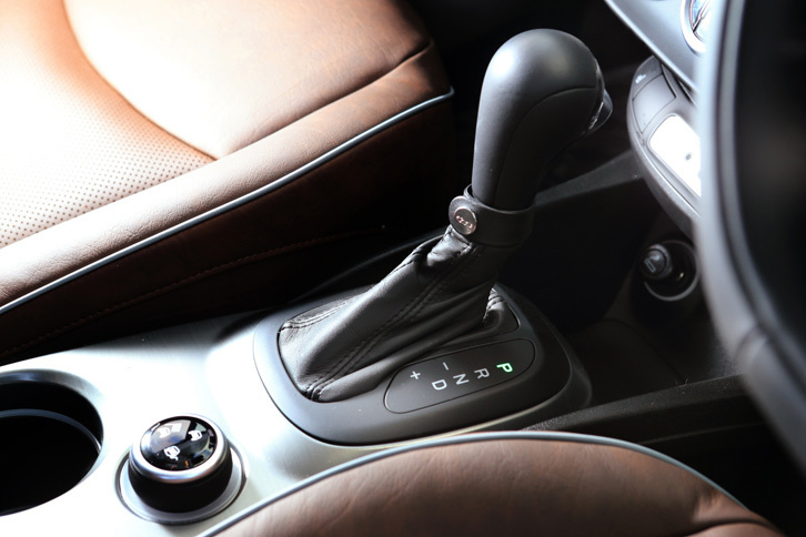 フィアット500Xクロスプラス