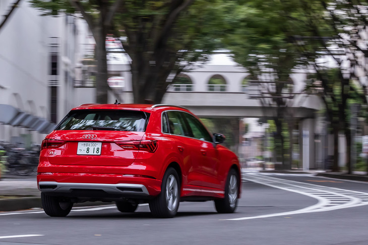 「Q3 35 TFSIアドバンスト」の燃費値はWLTCモードで14.2km/リッター。今回の試乗では281.7km走行し、満タン法で12.5km/リッターを記録した。