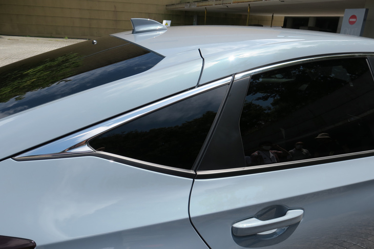 ホンダ・シビックLX（ウィンドウモールディング）