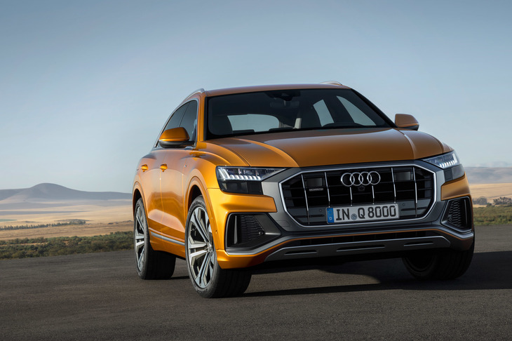 昔ながらのセダンやワゴンに加え、最近ではSUVのラインナップも急拡大。今では「Q2」「Q3」「Q5」「Q7」、そして「Q8」（写真）と、5つのモデルを取りそろえている。