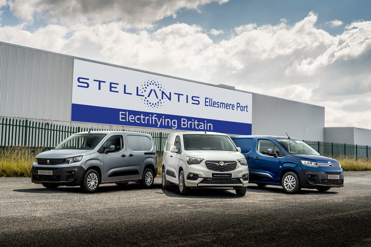 ステランティスは2021年7月、約150億円を投じてイギリスのエルスメアポート工場を自社初のEV専用工場に改修すると発表した。ステランティスは向こう4年で、電動化戦略のために約3兆9000億円を投資するとしている。