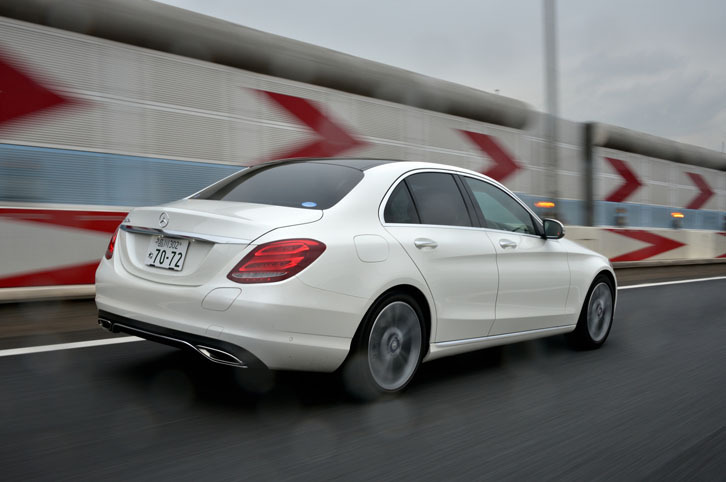 今回は、首都圏で200km弱の距離を試乗。満タン法で13.0km/リッターの燃費を記録した。