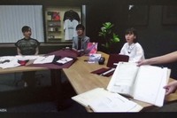 2020年6月16日の発表時には、オンラインでのプレス向け発表会が開催され、マツダの担当デザイナーが「マツダコレクション」や、同年4月に発表された100周年特別記念車について説明した。