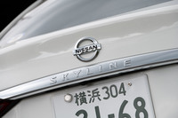 今はなきプリンス自動車の小型乗用車として、1957年に誕生した「スカイライン」。現行型は13代目のモデルにあたり、北米などでは「インフィニティQ50セダン」として販売されている。