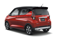 三菱が「eK」シリーズを一部改良　「eKクロス／eKクロス スペース」に新グレードを追加の画像