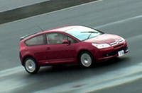 【Movie】｢外だけ回って、中は動かない｣ステアリングホイール!?