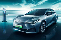 トヨタが新型車「bZ3」を中国で発表　BYDなどと共同開発したEVセダン