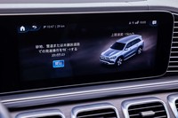 悪路でスタックした時にエアサスペンションによって各輪を上下運動させてトラクションを稼ぐ「スタックアシスト」は全グレードに標準装備となる。