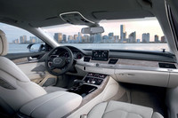 新型「アウディA8」、デビューの画像