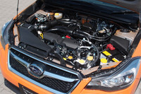 既存の「インプレッサ」と共通の2リッターの水平対向4気筒エンジン。スペック等も「インプレッサ」の4WDモデルと変わらない。