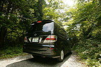 トヨタ・アルファードハイブリッド 8人乗り 4WD（CVT）【ブリーフテスト】の画像