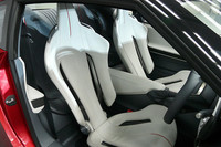 ハチロク復活！　小型FRスポーツカー、「トヨタFT-86コンセプト」の画像