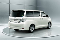 アルファード／ヴェルファイアにハイブリッド車の画像