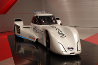 「日産ZEOD RC」
    