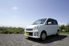 新型「スバル・ステラ」登場 軽ハイトワゴン「ダイハツ・ムーヴ」の