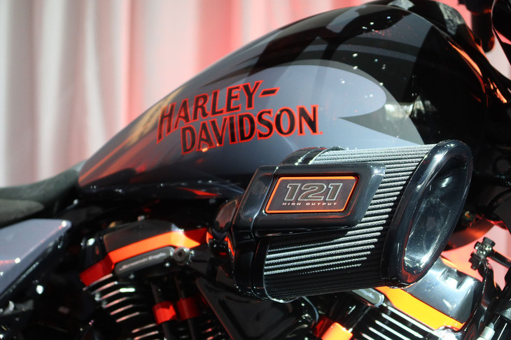 ハーレーダビッドソンCVOストリートグライドST