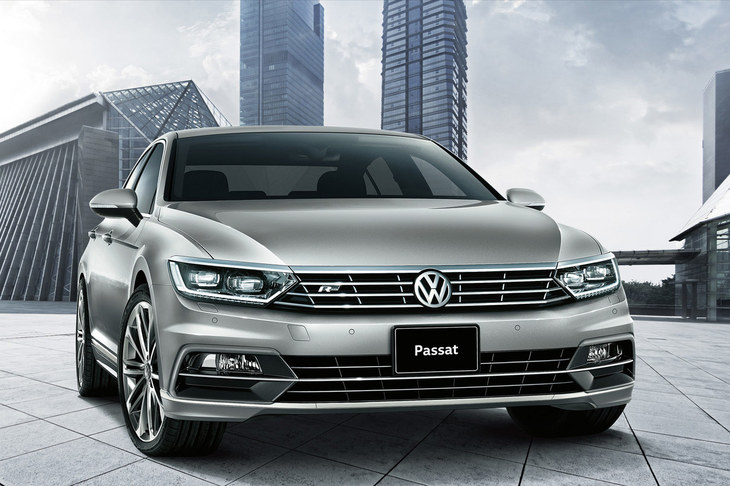 フォルクスワーゲン・パサート2.0 TSI Rライン