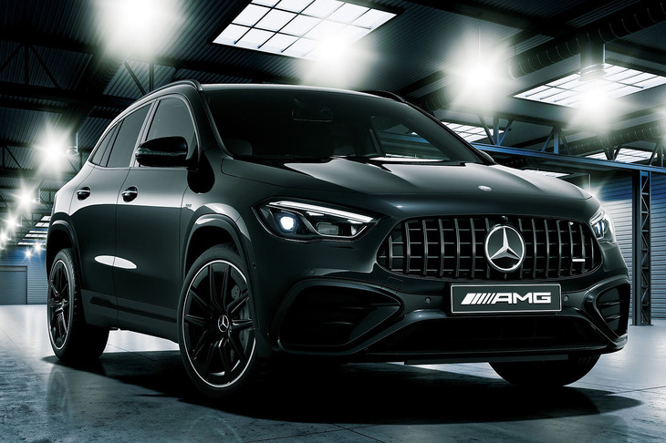 メルセデスAMG GLA35 4MATICブラックマスターピース