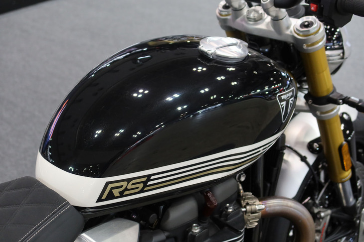 トライアンフ・スピードツイン1200RS