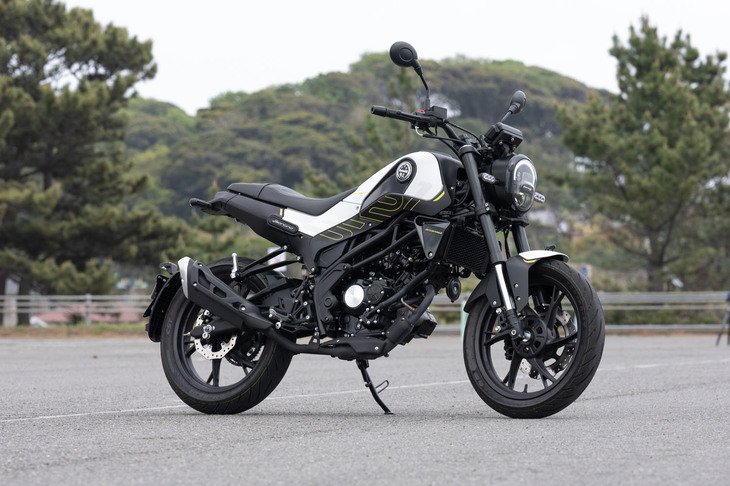 ベネリ・レオンチーノ125