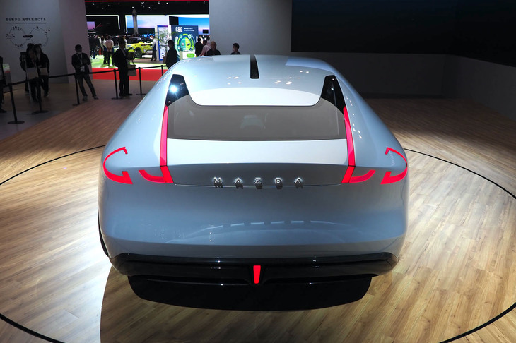 マツダ・ビジョンXクーペ