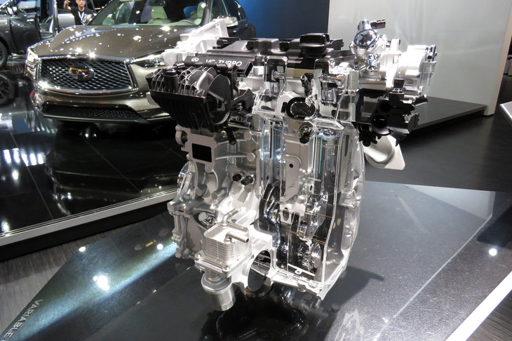 「インフィニティQX50」に搭載される可変圧縮比エンジン。