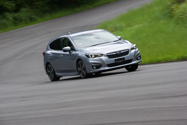 スバル・インプレッサスポーツ2.0i-L EyeSight