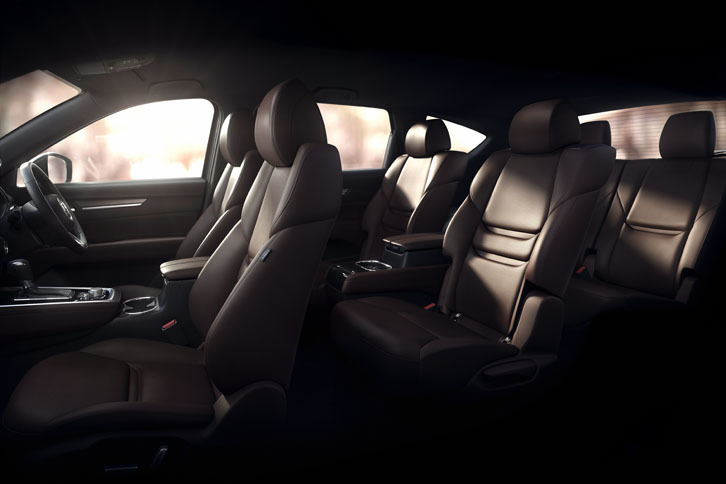 「マツダCX-8」のインテリア。