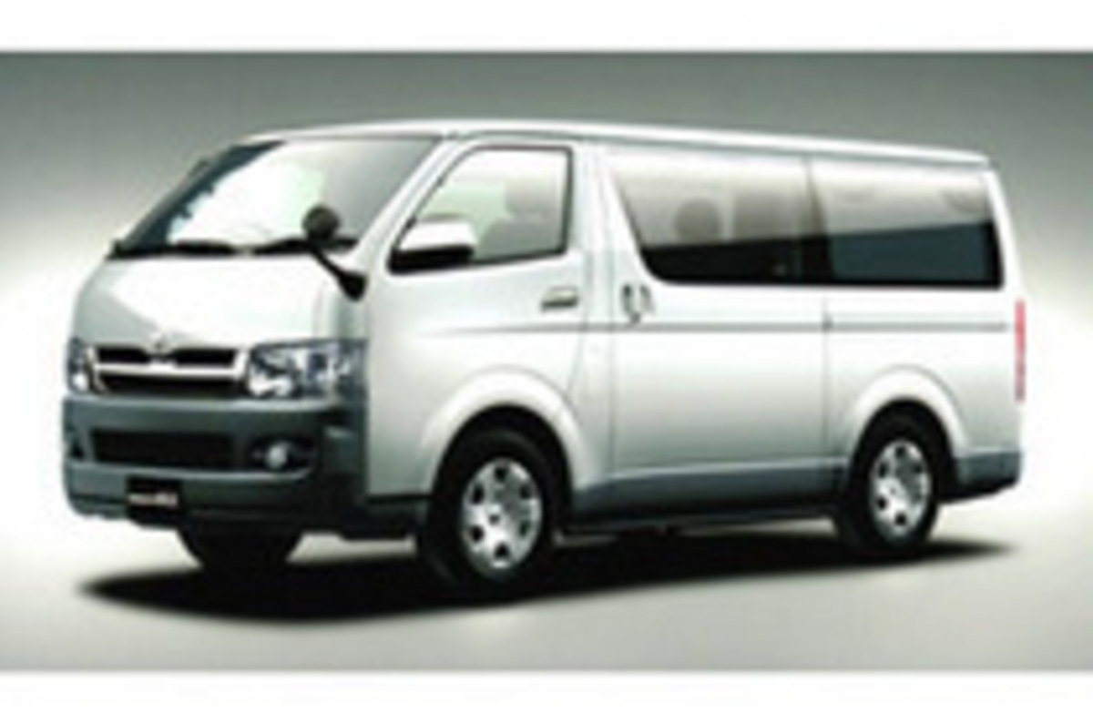 ハイエース」「レジアスエース」がマイナーチェンジ、安全性・使用性