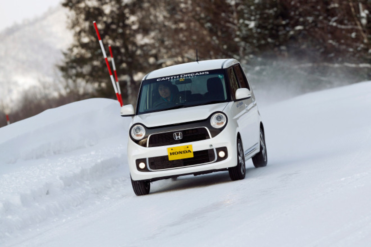 ホンダ鷹栖テストコース雪上試乗会 ビジュアル18枚 画像 写真 Webcg