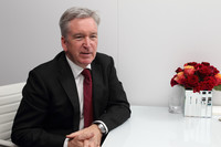 「ラインナップを下に拡大」ジャガーの新戦略