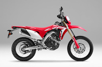 公道も走れるモトクロスマシン「ホンダCRF450L」登場の画像