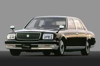 1997年の世代交代で登場した2代目「センチュリー」。ボディーサイズは全長×全幅×全高＝5270×1890×1475mm、ホイールベース3025mmで、日本車史上唯一となるV12の5リッターエンジンを搭載。